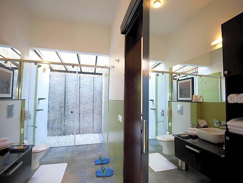 Niraamaya Retreats Cardamom Club