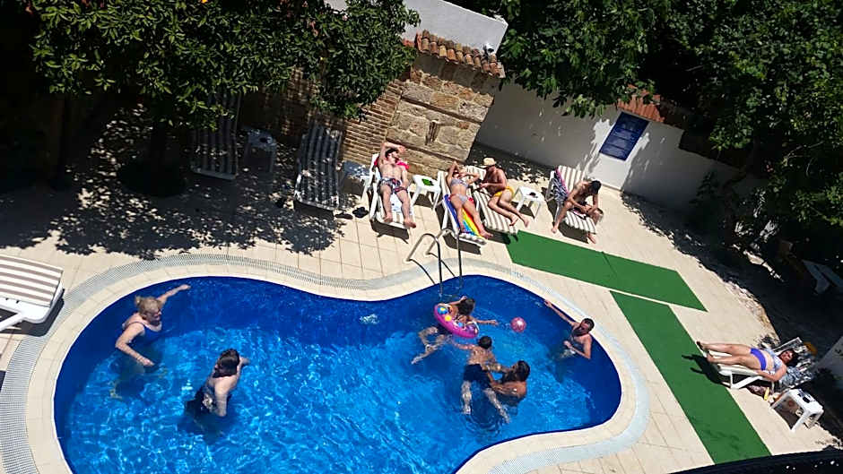 Kaleiçi Ozkavak Hotel