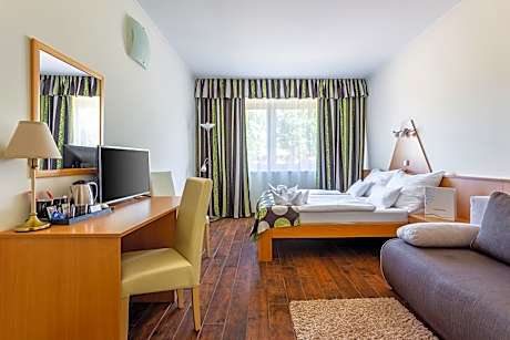 Standard Twin Room with Sofa