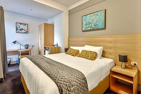 King Room with Balcony