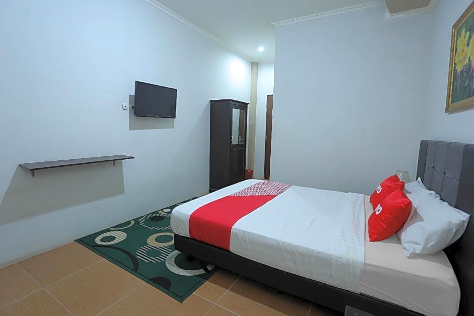 OYO 1864 Tiara Guest House
