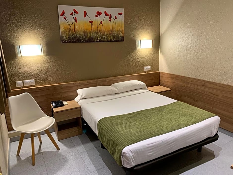 Aneto Hotel