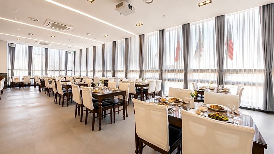 Gimpo Assem Hotel