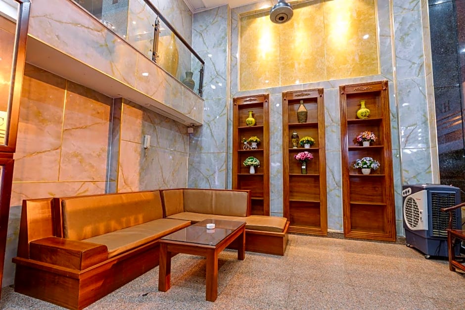 Duc Minh Saigon Airport Hotel