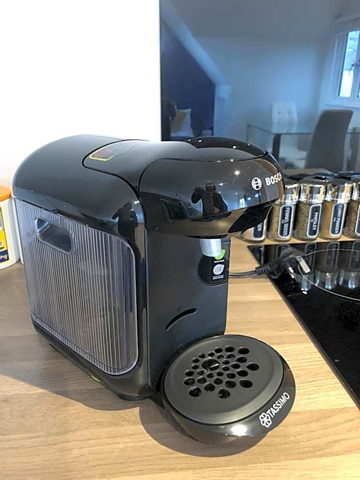 Cosy Loft Apartment Just Off Vibrant Mill Rd CB1 - Walk to Station and City Centre