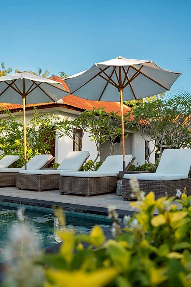 Nusa Indah Onai Hotel