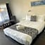 Coastal Bay Motel