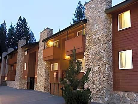 3 Peaks Resort & Beach Club
