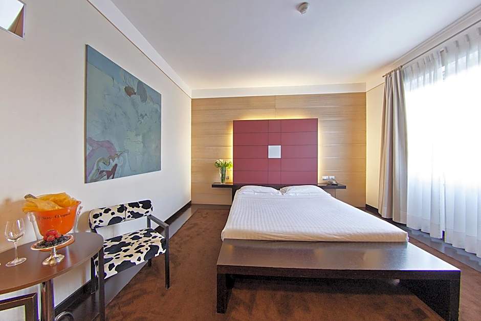 Inverigo Hotel