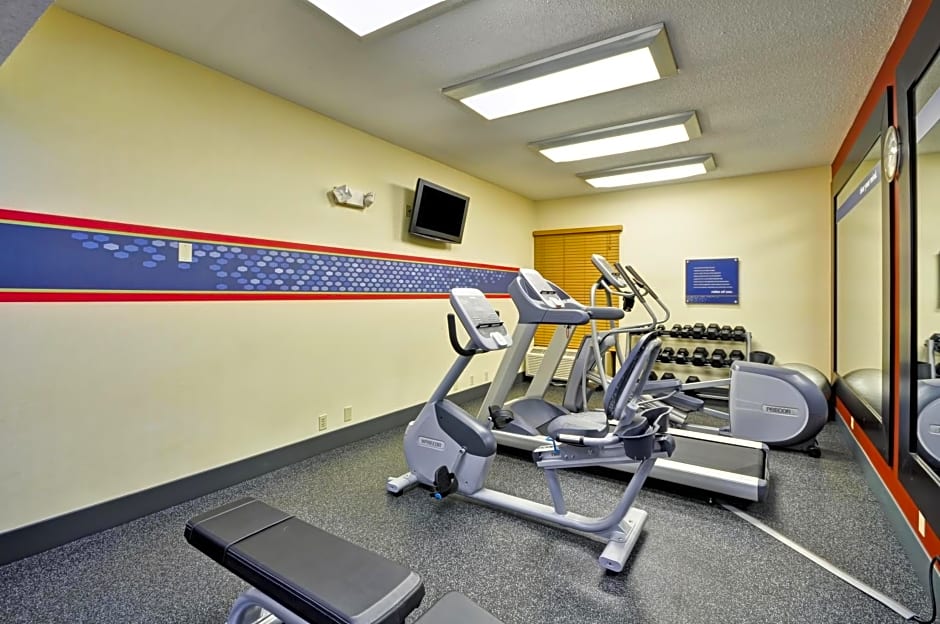 Hampton Inn Cleveland-Westlake