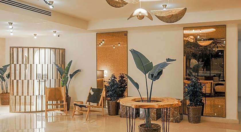 Bratus Hotel