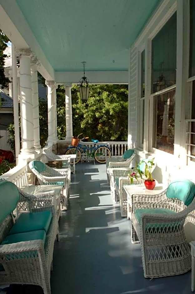 Amsterdam s Curry Mansion Inn