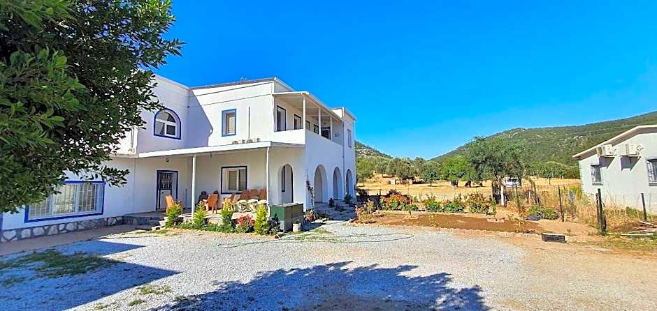 Yaliyani Motel Restaurant