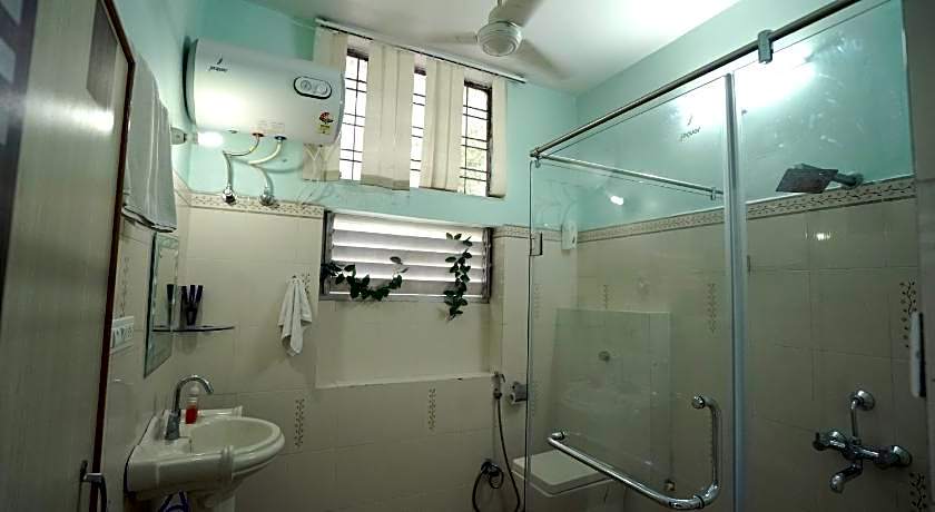 Devendragarh - A Boutique Lake Facing Guest House On Lake Fateh Sagar