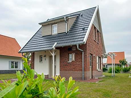 Villa in Arcen with Private Sauna Access