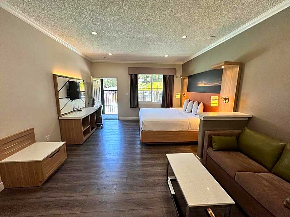 Granada Inn
