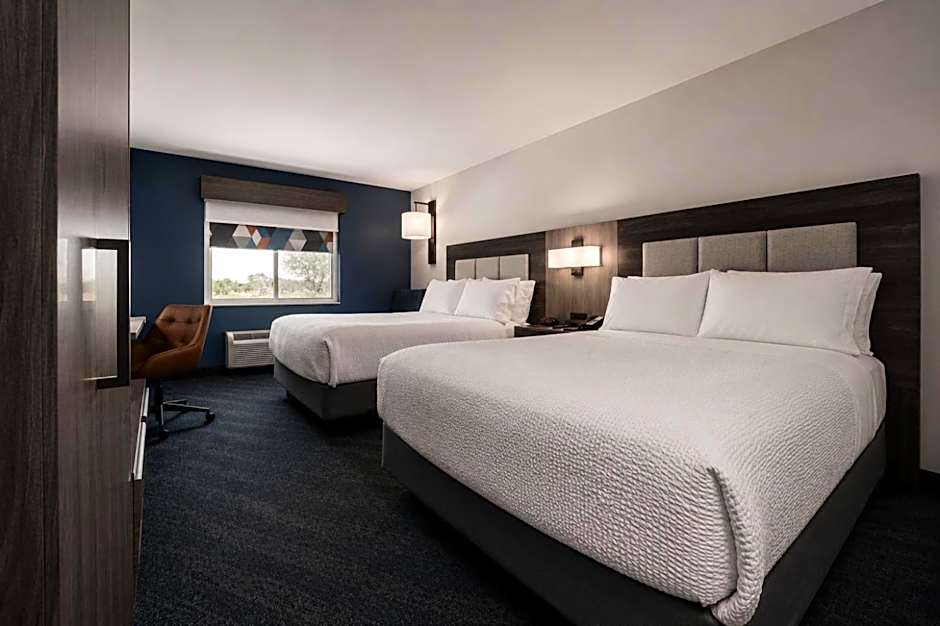 Holiday Inn Express & Suites Niagara Falls By IHG