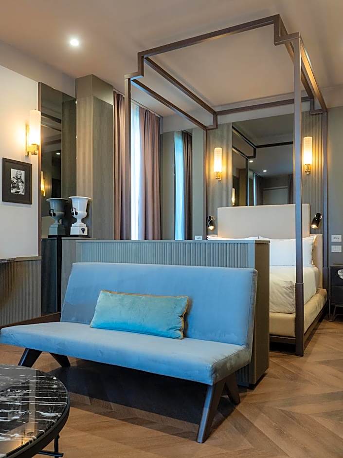 The Glam Boutique Hotel & Apt