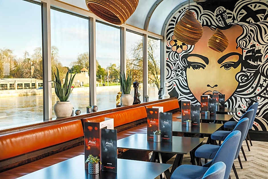 Mercure Bedford Centre Hotel