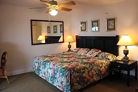 King Room with Lake View