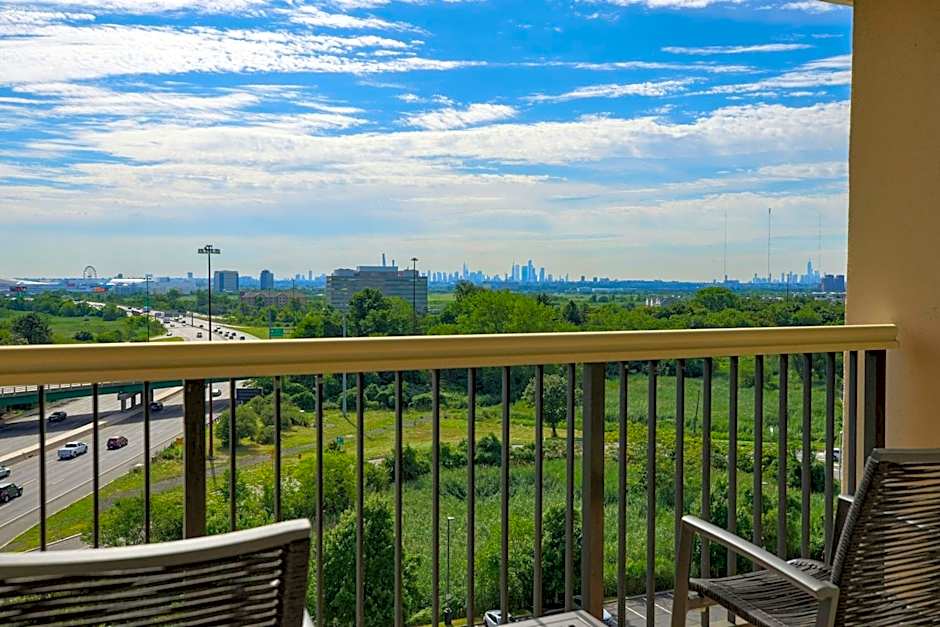 Renaissance by Marriott Meadowlands Hotel