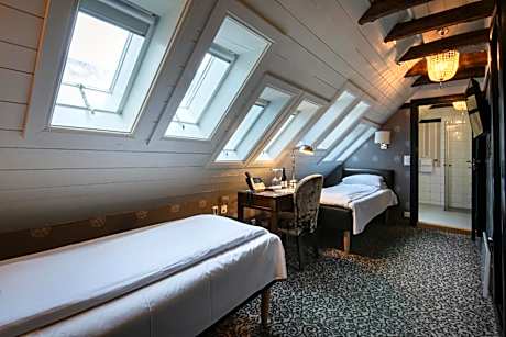Deluxe Junior Suite