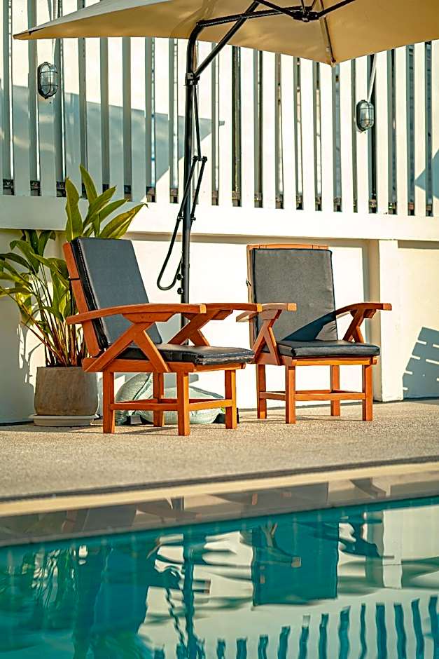 Blue Sky Residence Airport