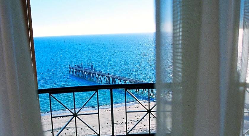 Stamford Grand Adelaide