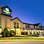 Sure Stay Hotel by Best Western East Brunswick Inn
