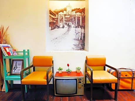 Luang Poj Boutique Hostel