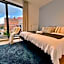 OneLuxStay near Fashion District