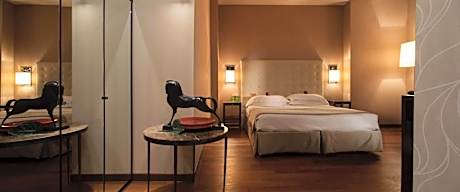 Deluxe Double Room with City View