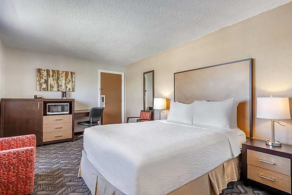 Days Inn by Wyndham Airdrie