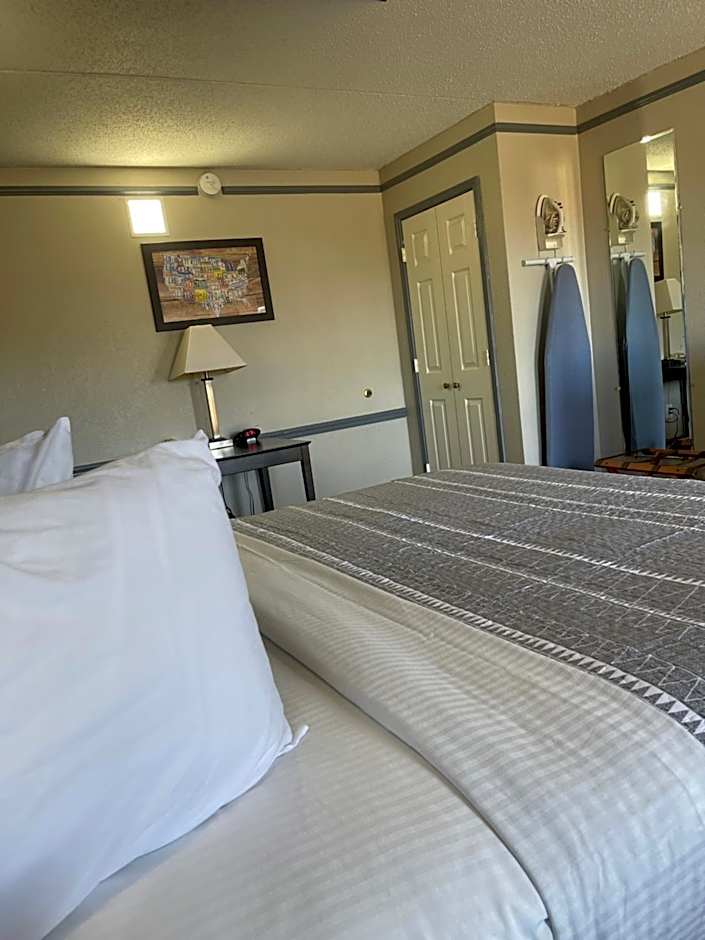 KINGS INN- Medical Downtown Midtown Memphis