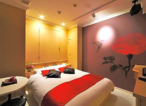 Hotel California Kaminarimon (Adult Only)