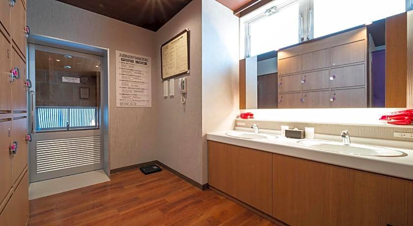 Super Hotel Yamagata Sakurambo-Higashine Station Front