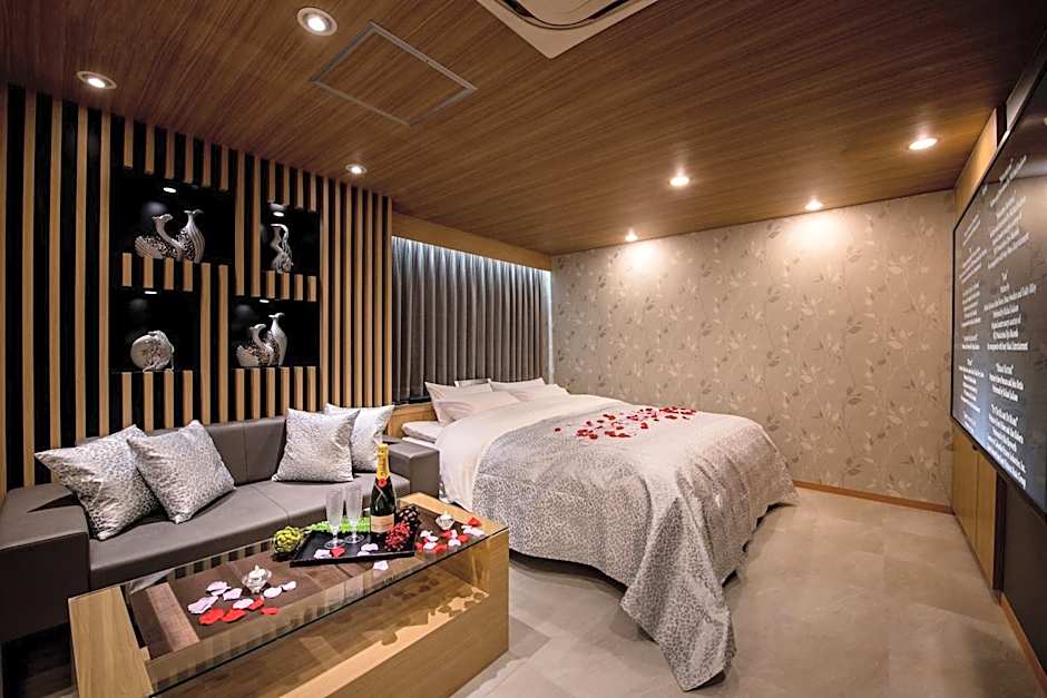 Restay Onoji (Adult Only)