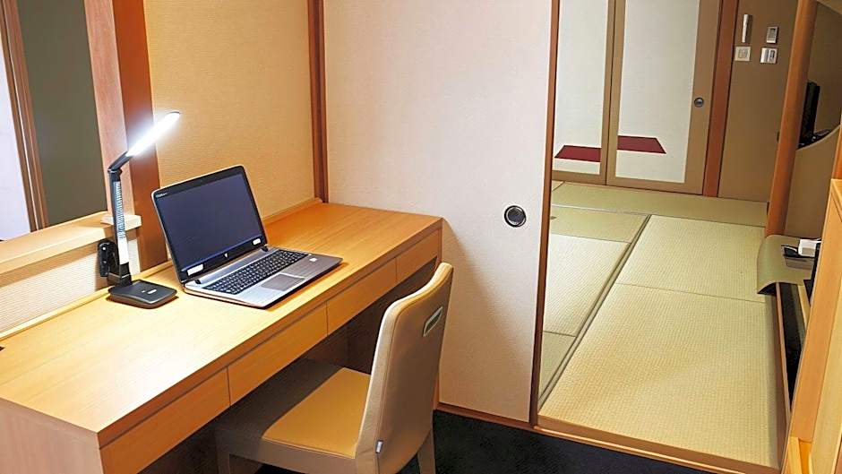 Hotel Ravie Kawaryo