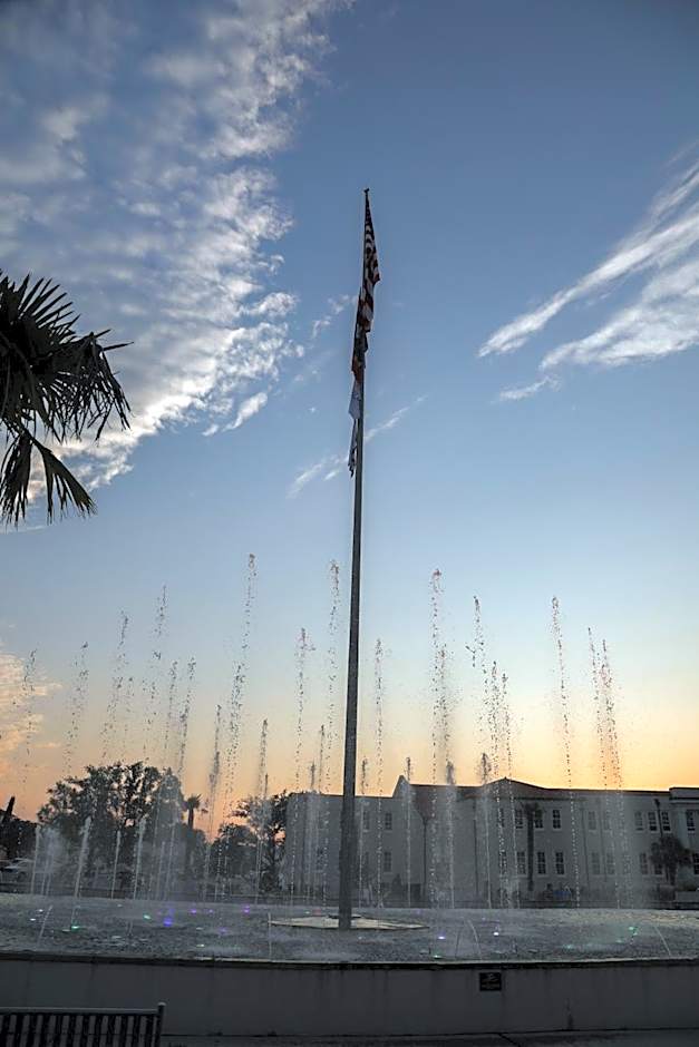 Centennial Plaza Resort Gulfport