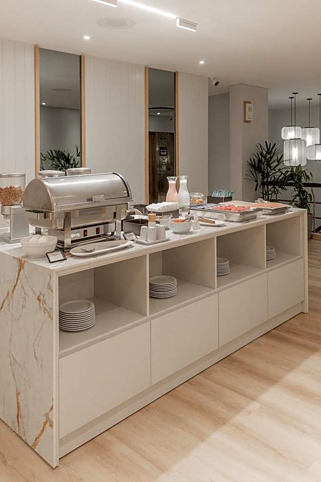 Hotel Solans Carlton