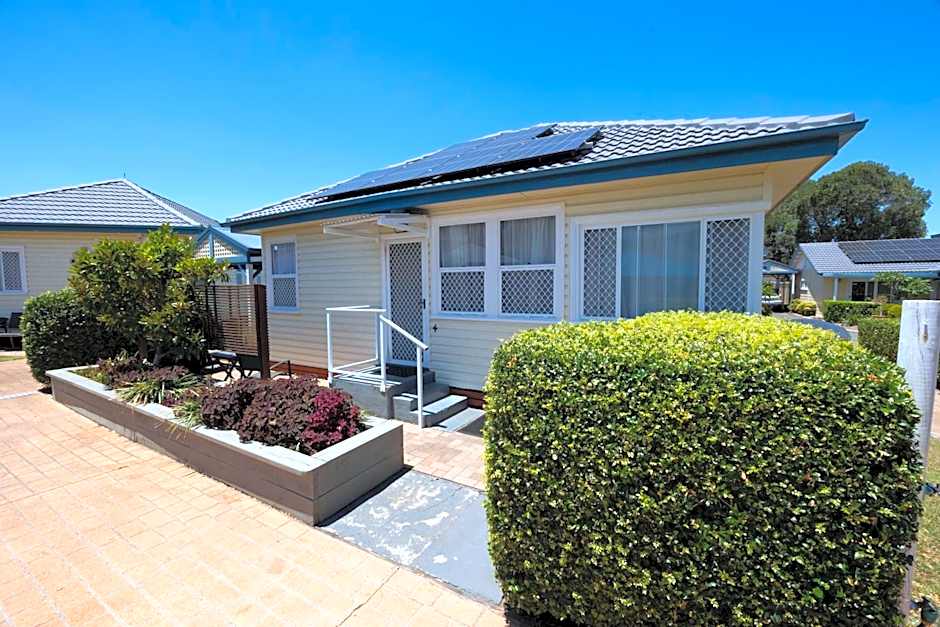 Forster Holiday Village