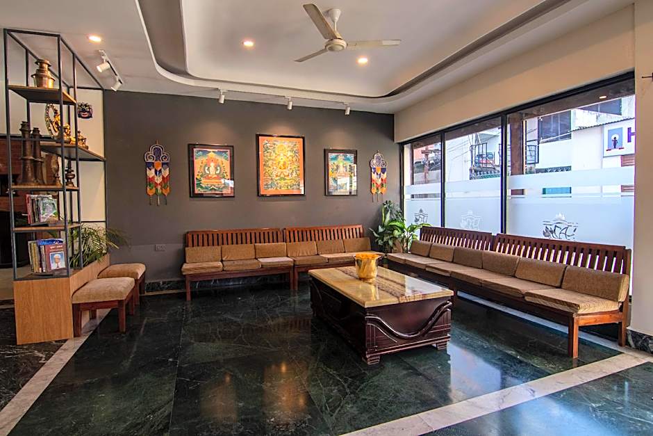 Hotel Ananda Inn