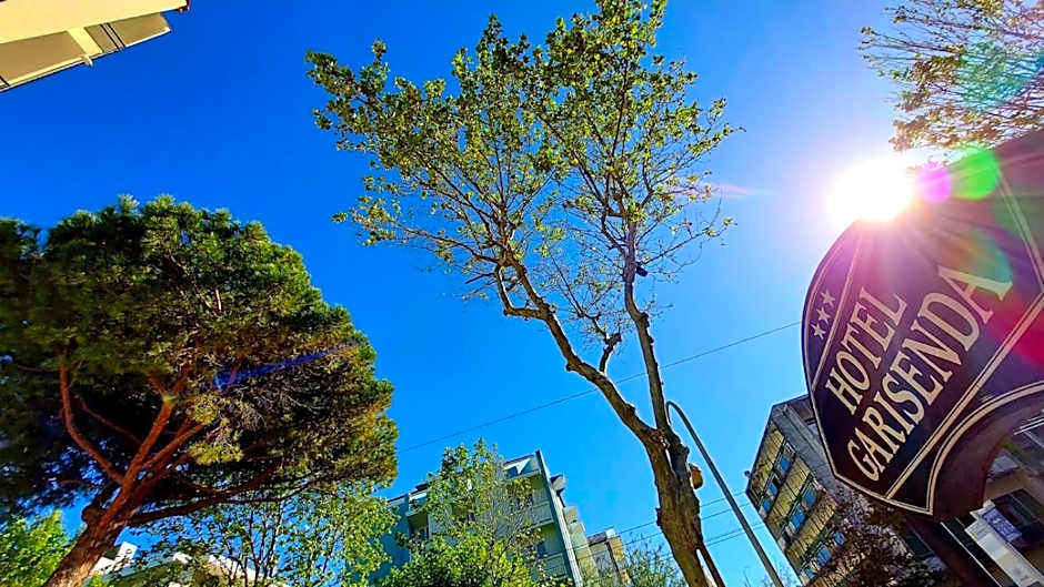 Hotel Garisenda B&B - in Centro a Riccione -