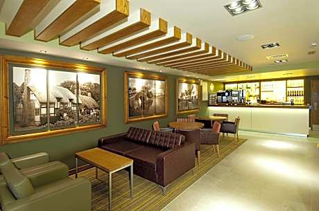 Premier Inn Stratford-Upon-Avon Central