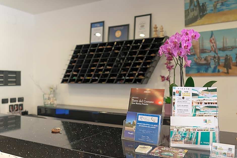 Hotel Saint Tropez - Pineto