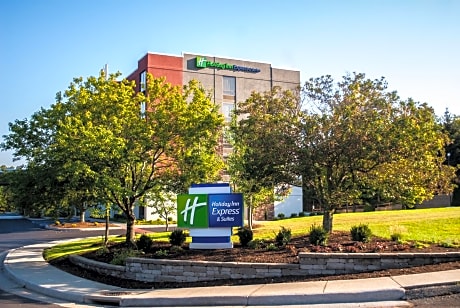 Holiday Inn Express and Suites Blacksburg- University Area By IHG