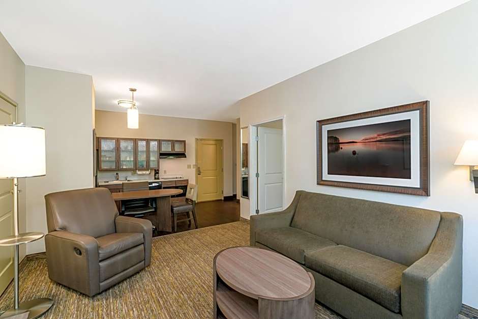 Candlewood Suites Auburn By IHG