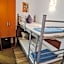 5 Stars High Hostel