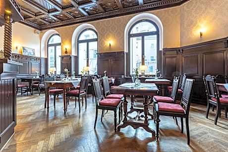 Hotel Mauritius - Im Herzen von Crimmitschau - Frühstück buchbar - Fahrradbox
