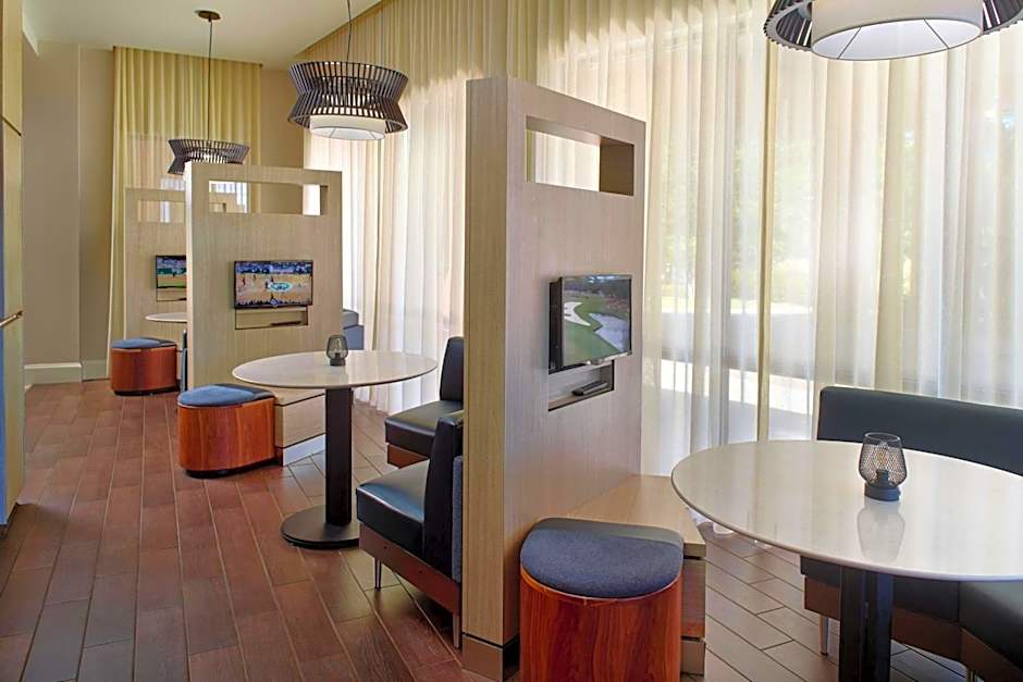 Courtyard by Marriott Carrollton